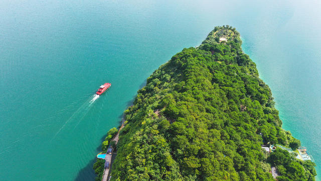 绿水青山  生态  旅游  