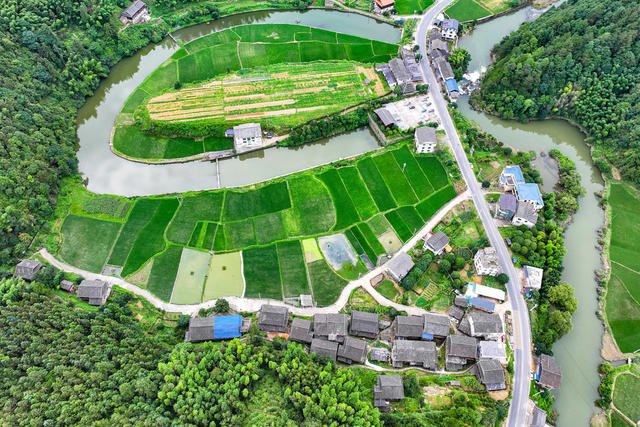 田园 乡村 生态 人居环境 宜居宜业 和美乡村