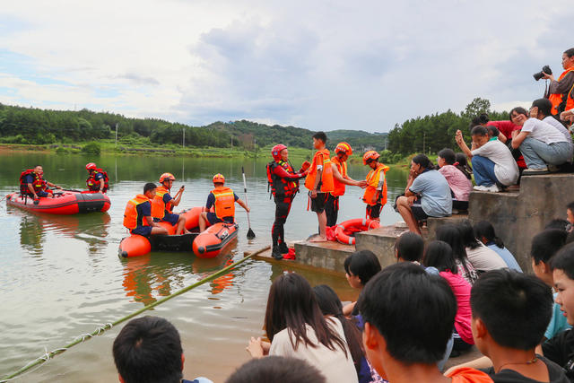 防汛  抗洪  防溺水  救援  演练
