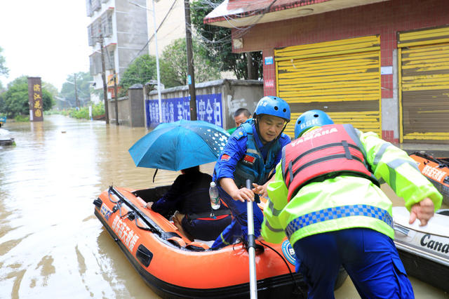 湖南邵东  救援  洪水  暴雨  转移  受困  群众