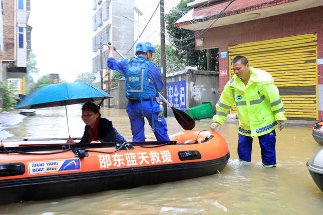 湖南邵东  救援  洪水  暴雨  转移  受困  群众