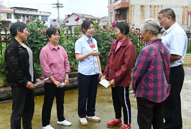 金融  金融知识  乡村 金融知识下乡 银行 宣讲  防范金融风险  群众 农村