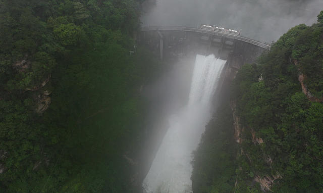 张家界 防汛 索溪水库 泄流