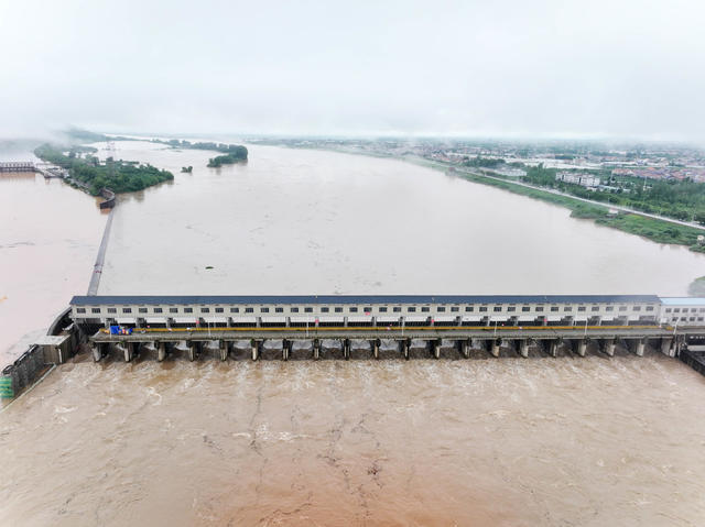 澧水  强降雨  洪峰  电站  大坝  泄洪闸  安全保障