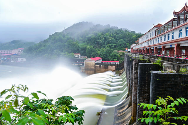 防汛  暴雨 天气  泄洪  水府庙水库