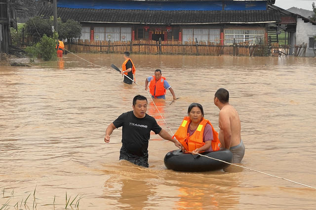 洪水 救援 被困 脱险