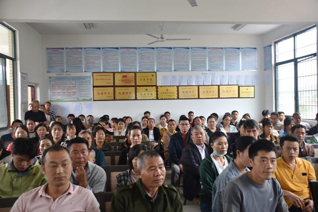 密切家校互通 捍卫学生安康