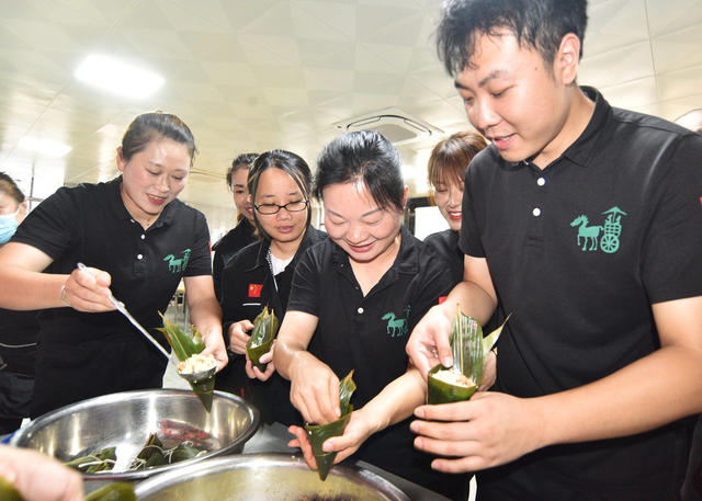 嘉禾：淡淡粽叶香  浓浓端午情