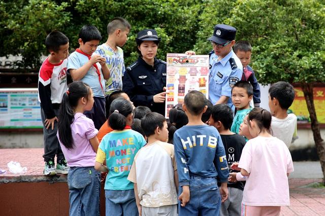 烟卡、赌博、教育、游戏、青少年