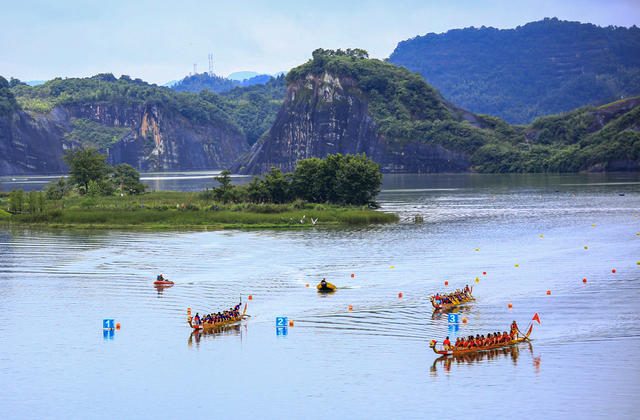 苏仙区  飞天山  翠江 
 龙舟赛   黄建华