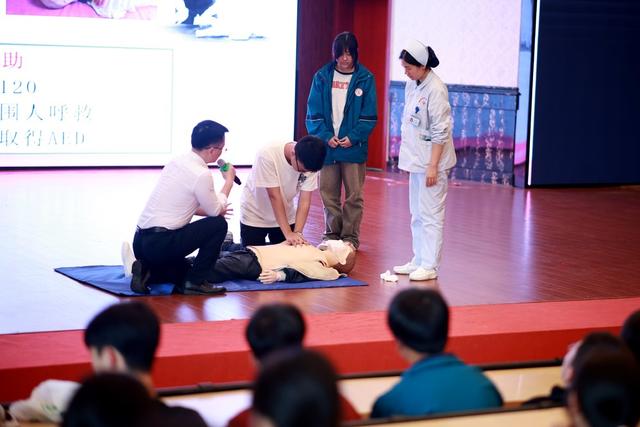 自救、应急、安全教育、学生、防溺水