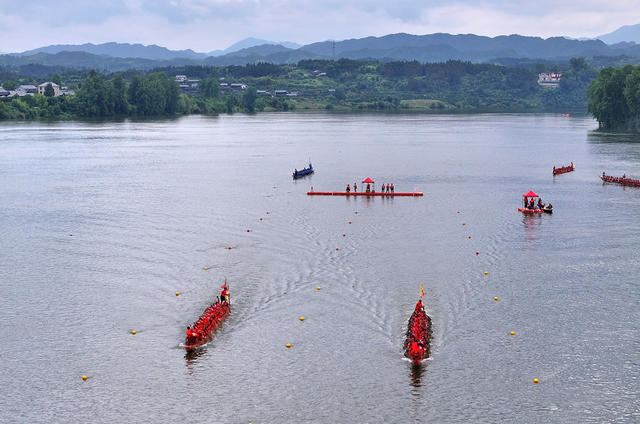 洪江市安江镇高庙遗址沅水河段举行。