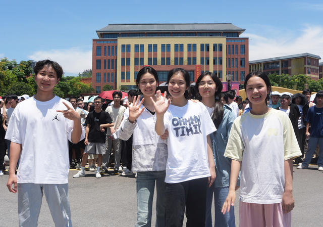 嘉禾：考生轻松走出考场