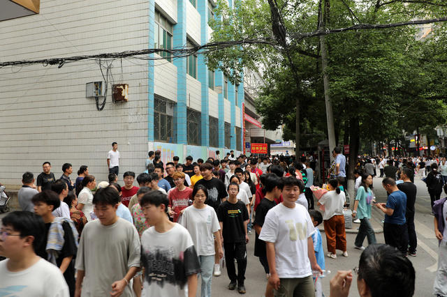 湖南邵东  高考  学生  家长  迎接  