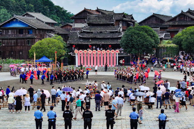 大型活动 警察 见警率 巡逻防控 守护 