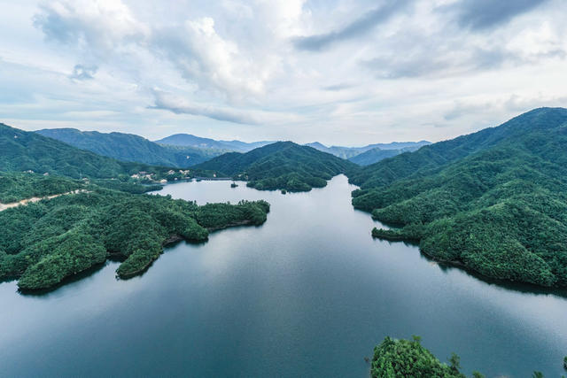 生态 绿水青山 环保 风光 自然 水库