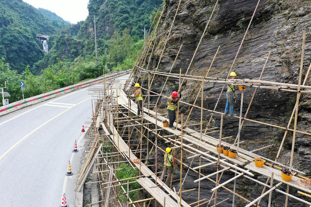 湖南，龙山，国道，加固，排险，畅通，险情，安全