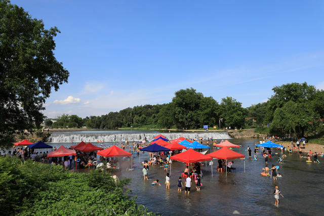 湖南邵东  戏水  清凉 夏日  游泳 打水仗