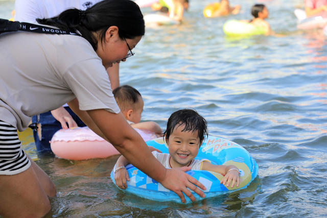 湖南邵东  戏水  清凉 夏日  游泳 打水仗