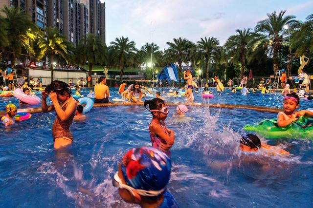 初伏  水上娱乐  消暑