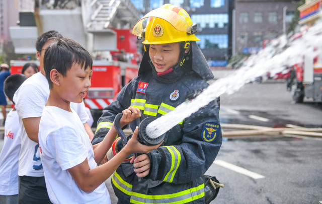 暑期
 学生
道县