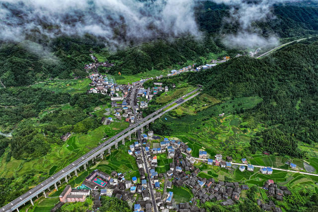 交通 高速 国道 公路 乡村