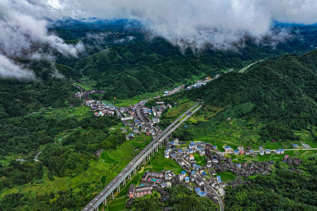 交通 高速 国道 公路 乡村