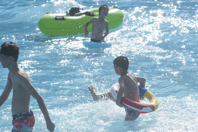 漂流  度暑  莽山  温泉  旅游  亲水