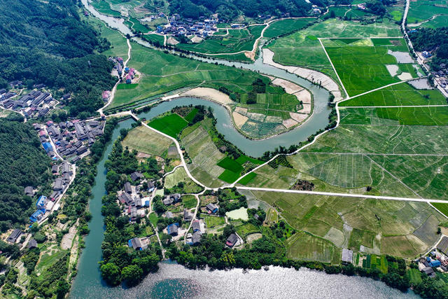 夏日 乡村 新农村  生态 宜居 宜游 美丽乡村
