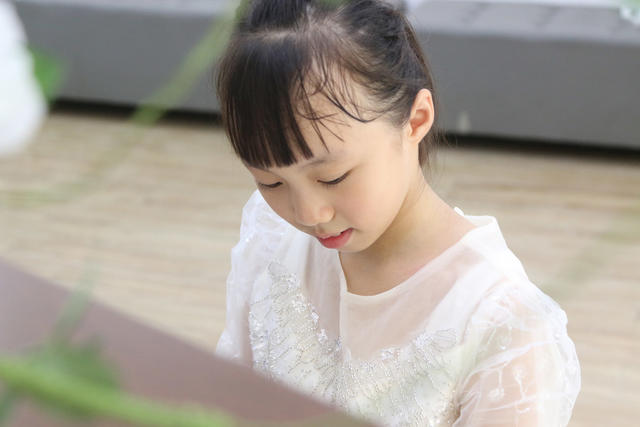 暑假 学艺 快乐 古筝 钢琴 架子鼓