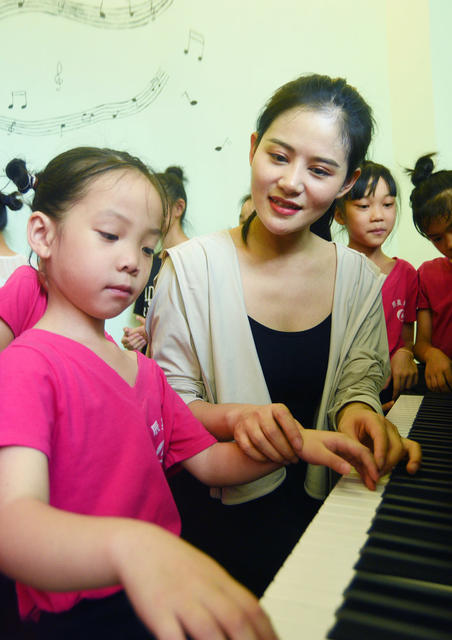 嘉禾：学才艺  度暑假