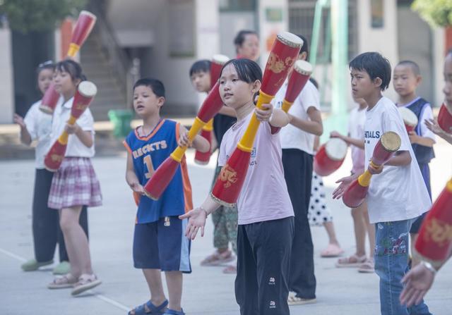 志愿
学生
暑期
