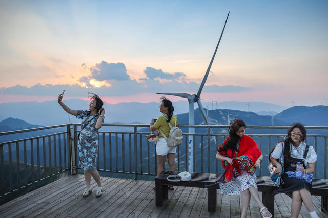 避暑 高山 露营 旅游 休闲 游客 观光 清凉