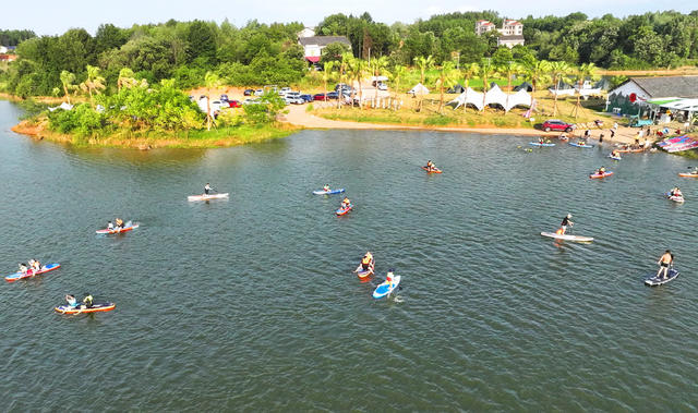 盛夏 清凉  休闲 露营