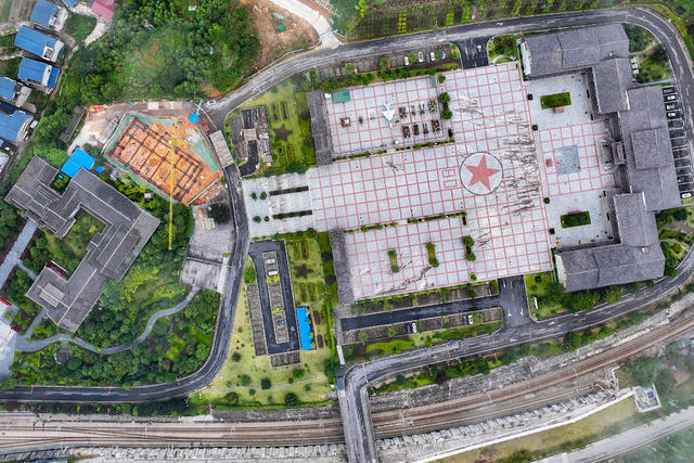 通道转兵纪念馆 红色 建设 工人 施工