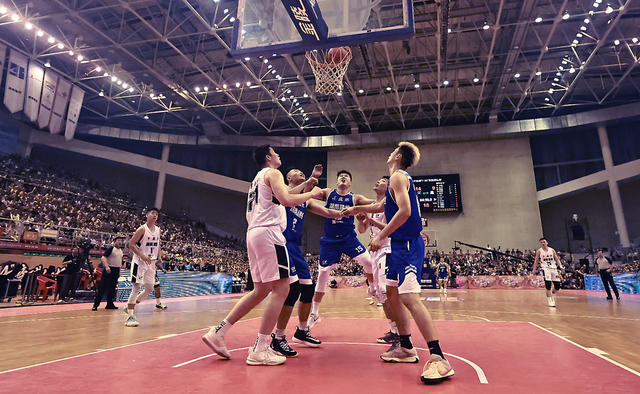 株洲厂BA的冠军杯再次被湘钢集团抱走。