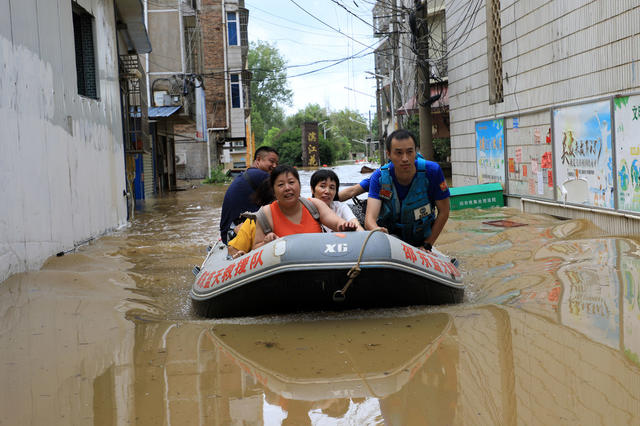 邵东  救灾  救援  洪水  暴雨  转移群众