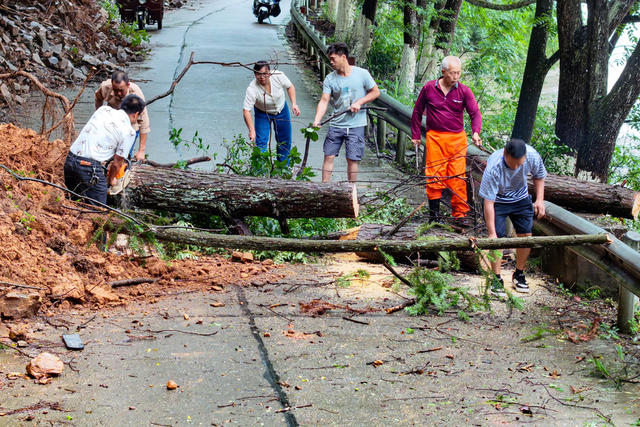 塌方 降雨 清障碍 道路 汛期