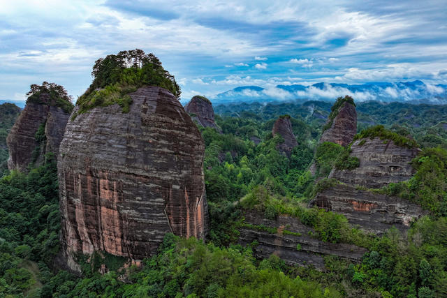 丹霞 峰林 生态 景区 万佛山 