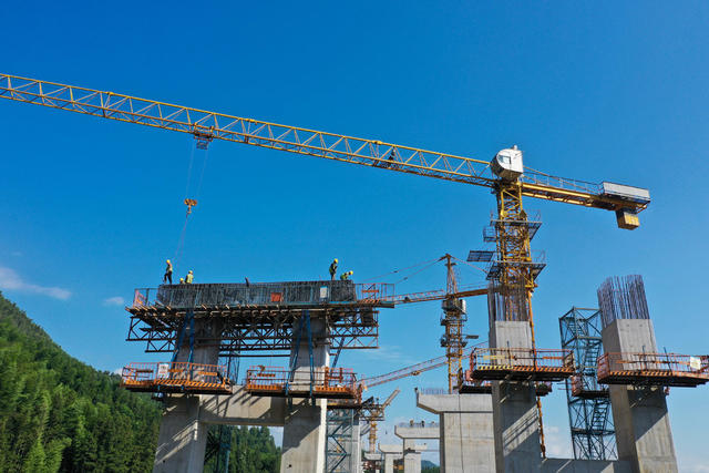 G59高速 新新高速 错时施工 高温 建设现场 工人