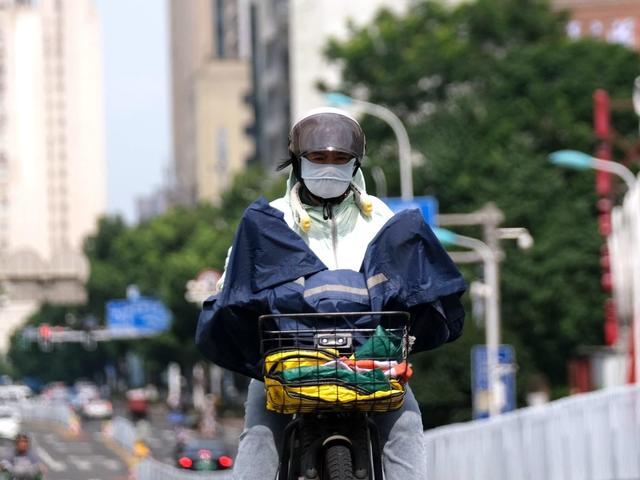 全副武装”，出行，防晒衣，炎炎烈日