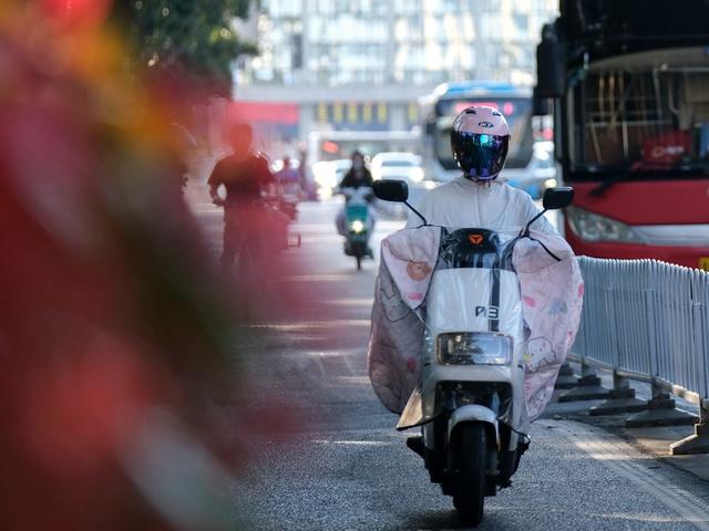 全副武装”，出行，防晒衣，炎炎烈日