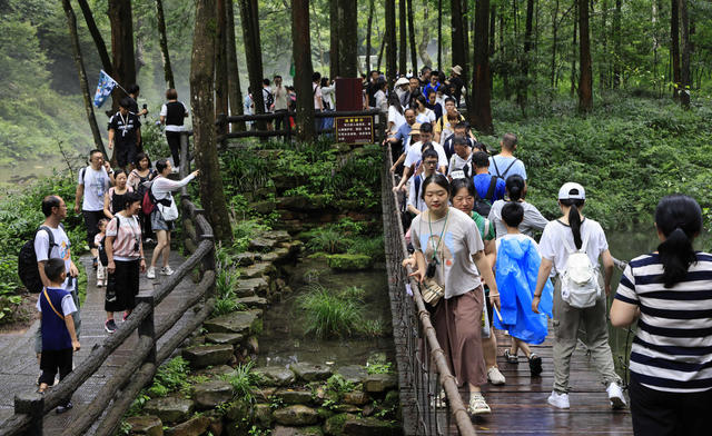 金鞭溪,张家界,避暑,纳凉