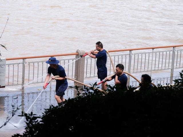 森林消防，清淤忙