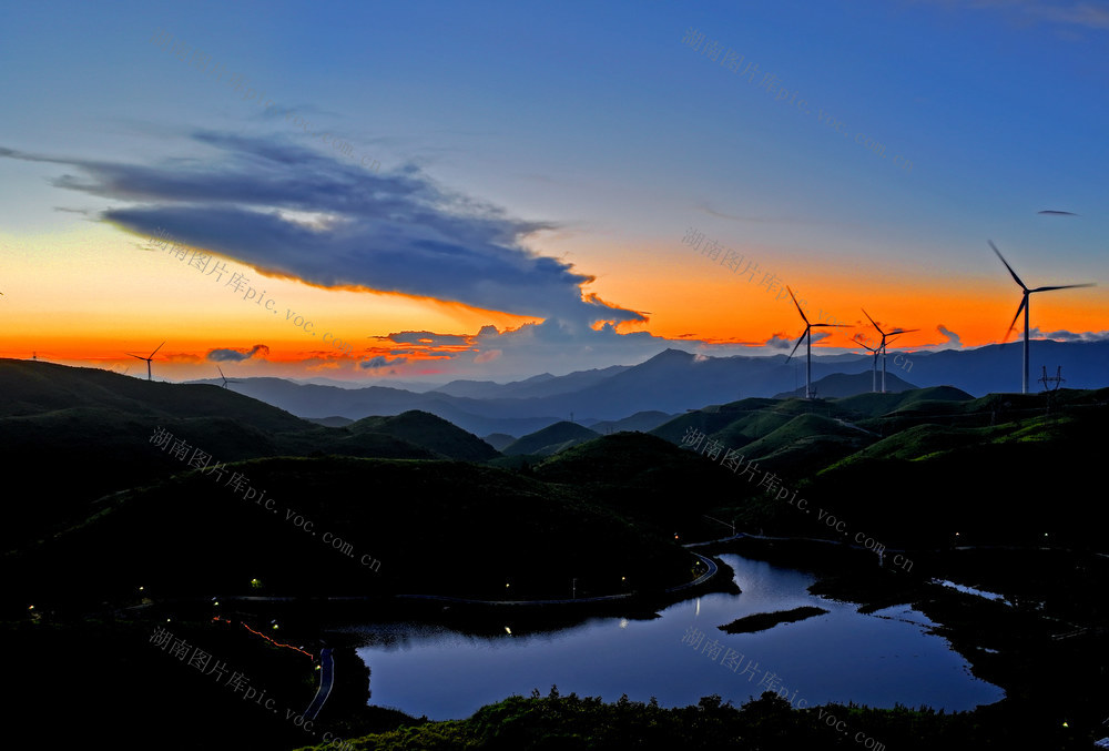 湖南桂东 万洋山 画 蓝宝石