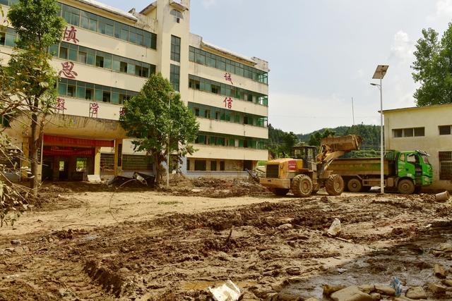 灾情  自救  暴雨  洪灾  重建家园
