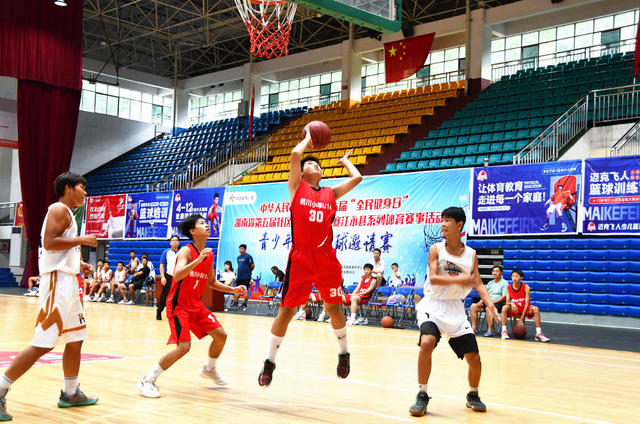 多彩假期  快乐成长