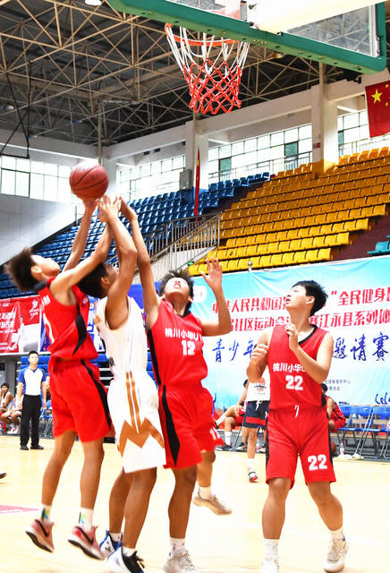 多彩假期  快乐成长