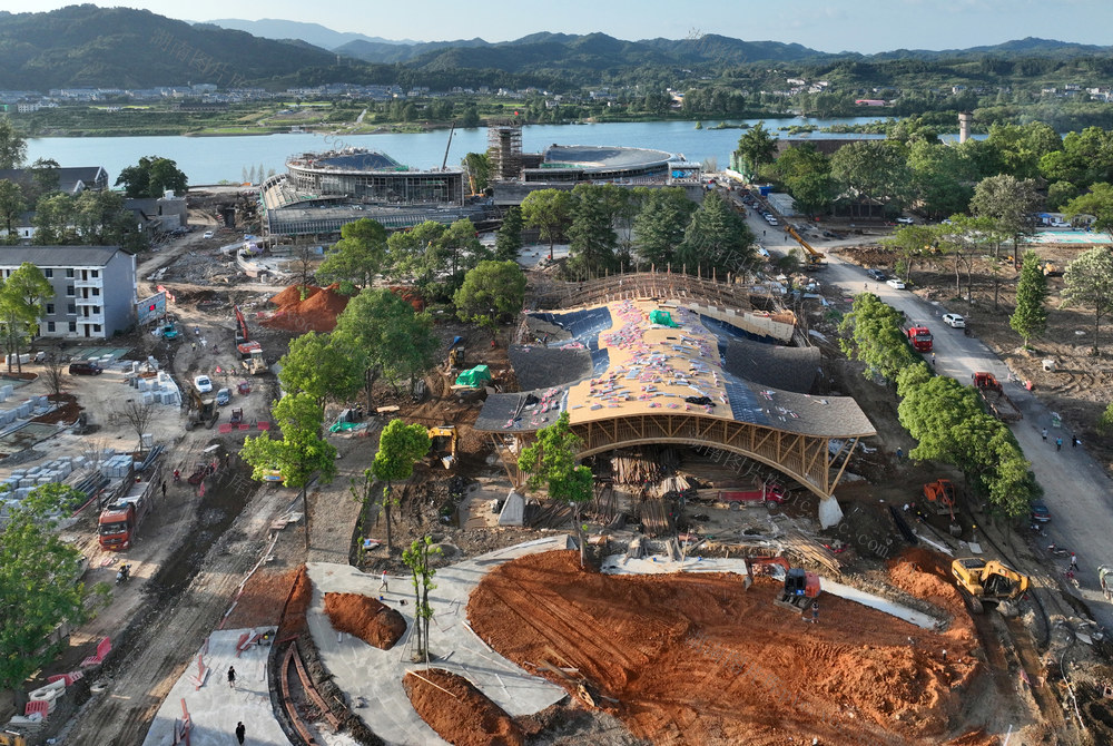 博物馆建设战犹酣