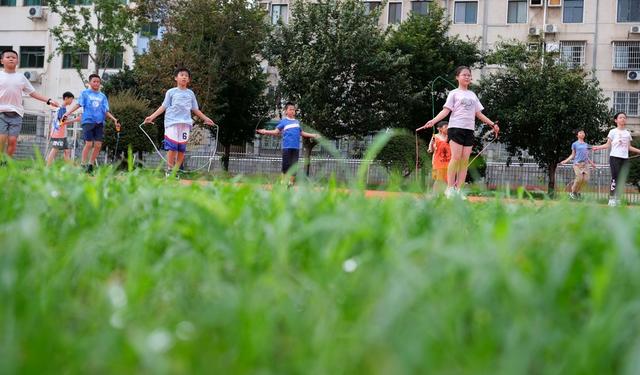 活力，暑假，跳绳